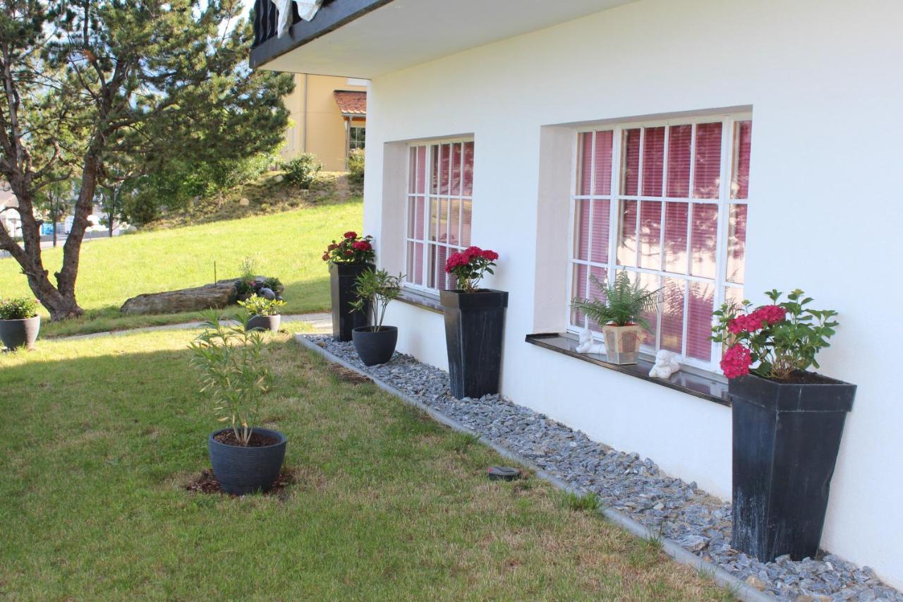 Chalet Esher Surrey Ried-Brig Екстериор снимка