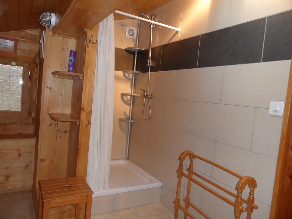 Chalet Esher Surrey Ried-Brig Екстериор снимка